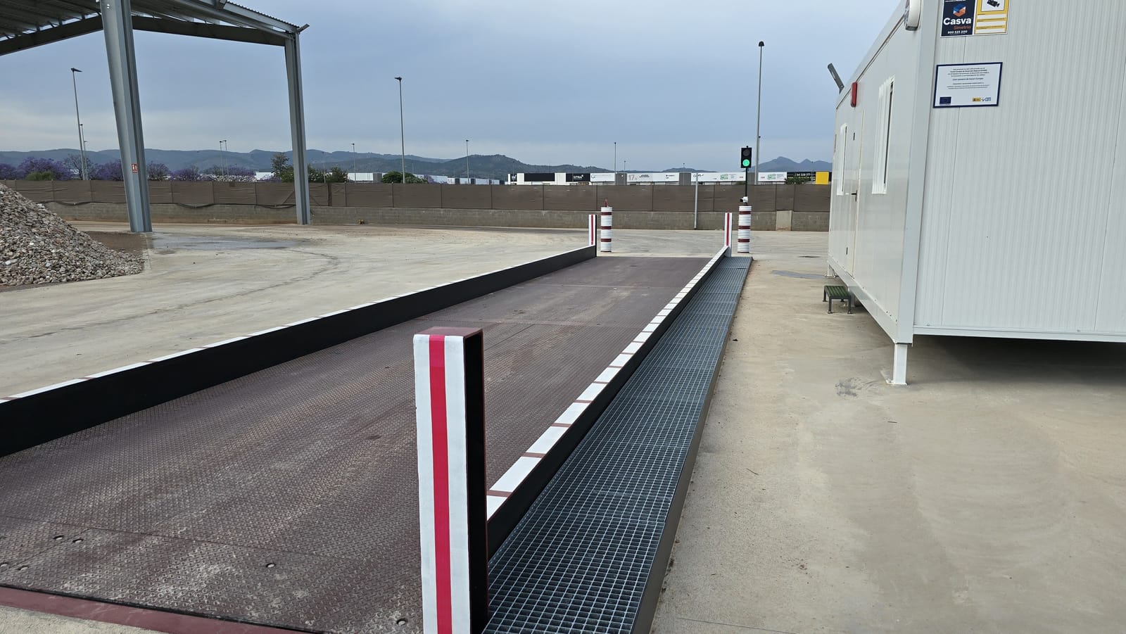Báscula puente de hormigón para camiones